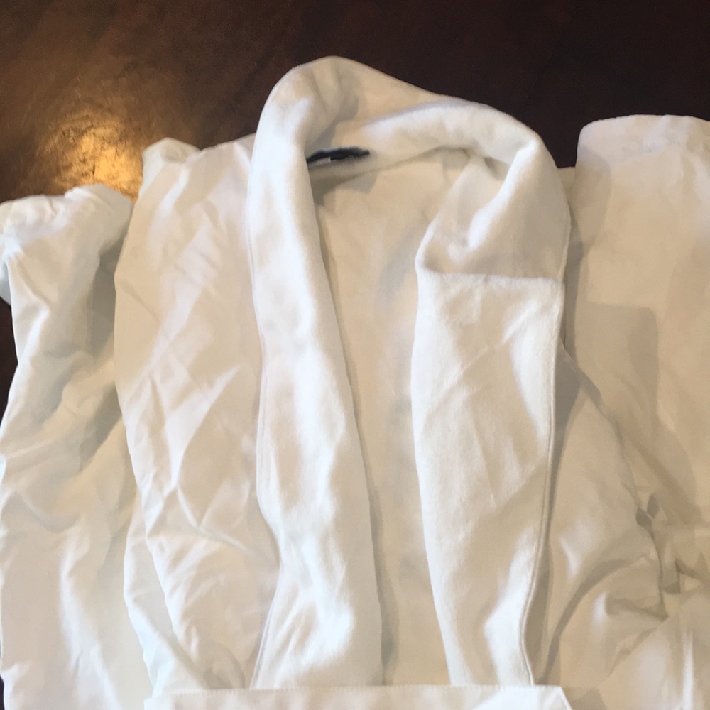 Terri lined robe